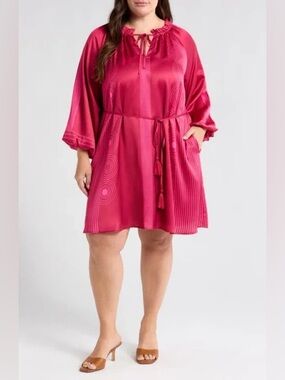 Ciebon | Dresses | Nwot Ciebon Eryn Metallic Print Tie Waist Long Sleeve Maxi Dress | Poshmark Ciebon | Dresses | Nwot Ciebon Eryn Metallic Print Tie Waist Long Sleeve Maxi Dress | Poshmark